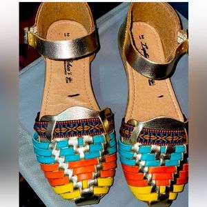 Size 2 huaraches